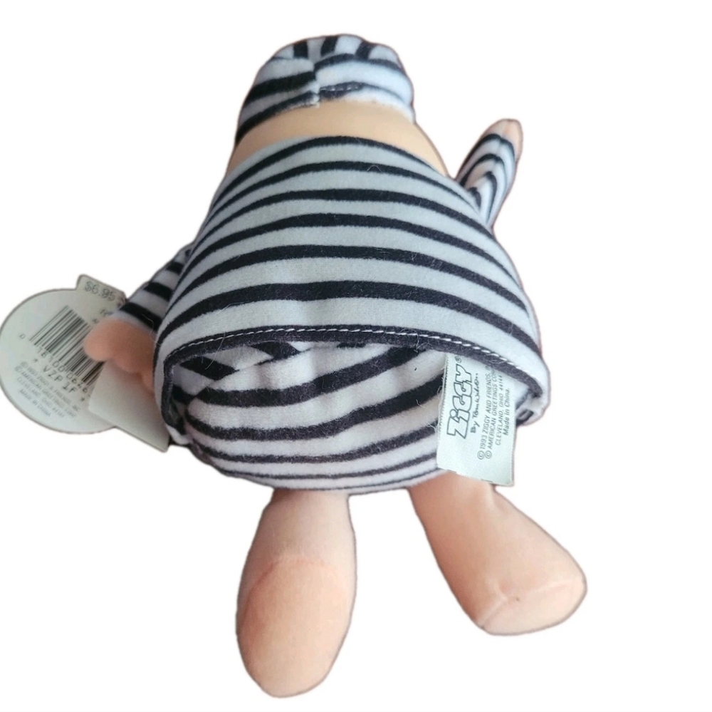 Vintage 90s Ziggy Prisoner of Love Plush Doll w/Tags Red Heart Valentine 7" 1993 - Picture 9 of 11